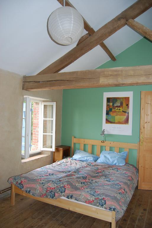La Brionniere Villa Aizenay Rum bild